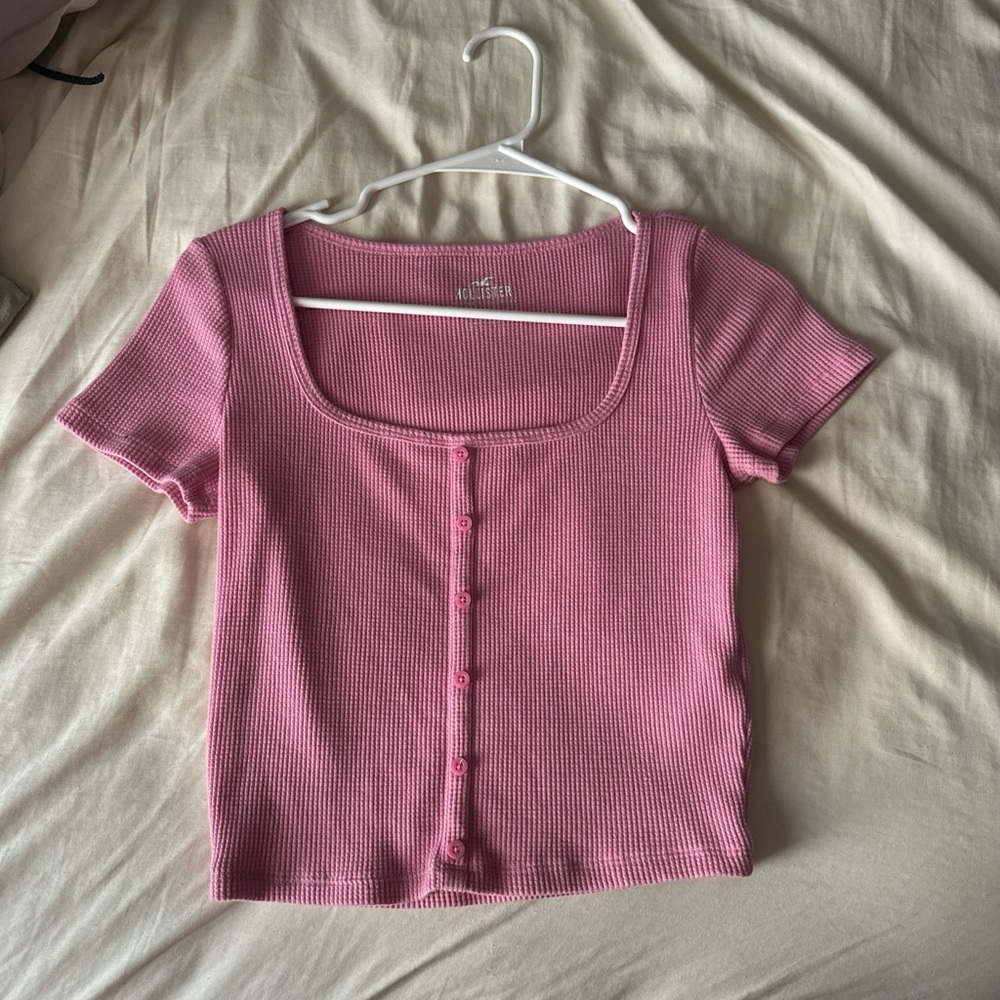 hollister tee